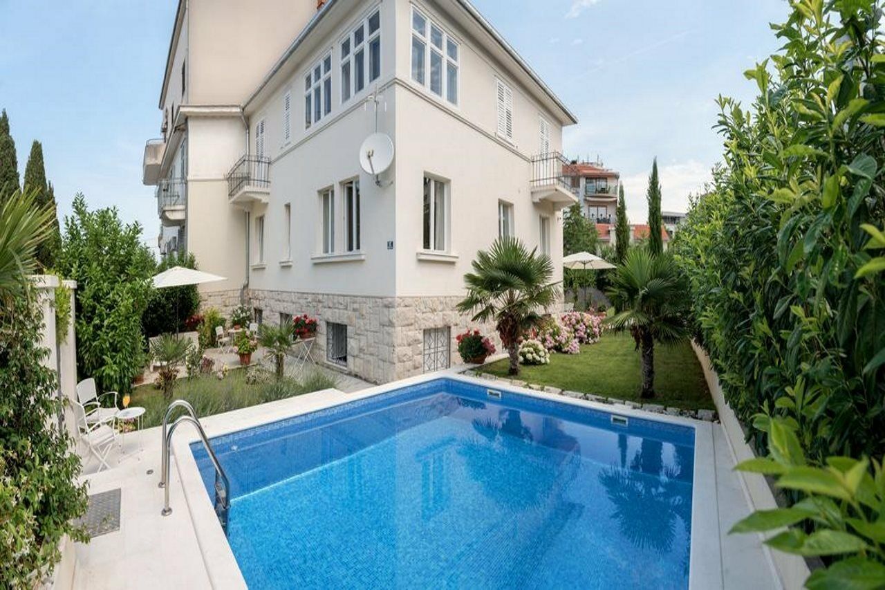 Apartments Jagoda Спліт Екстер'єр фото